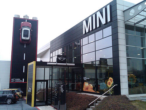 Megadenzel Mini